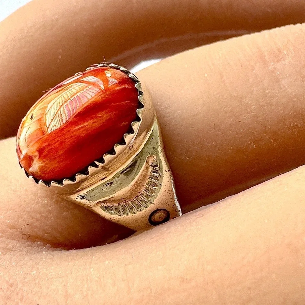 Red Spiny Oyster Navajo Band Sz 9 Ring 15mm Signed ML Handmade Native American